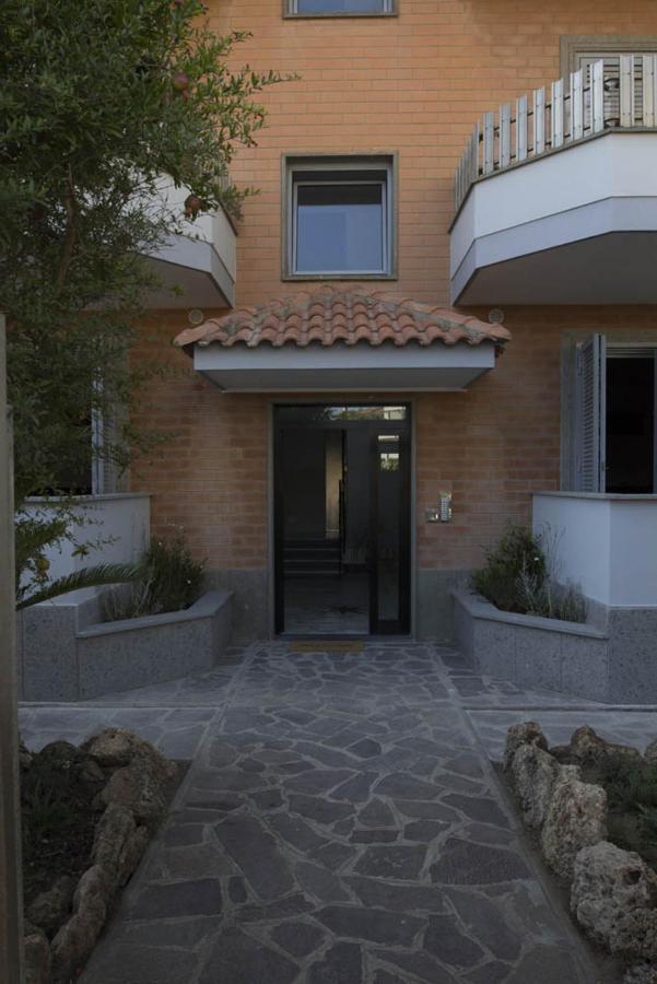 Ferienwohnung Rosa'S House Rome Airport Fiumicino Exterior foto